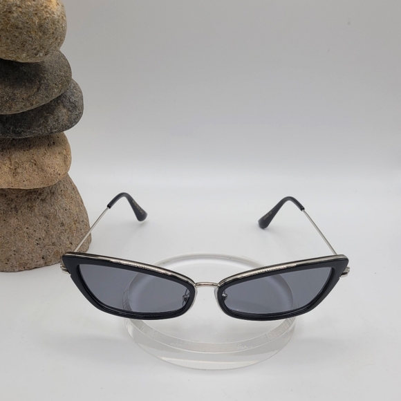 Sophie - Picture 4 of 5